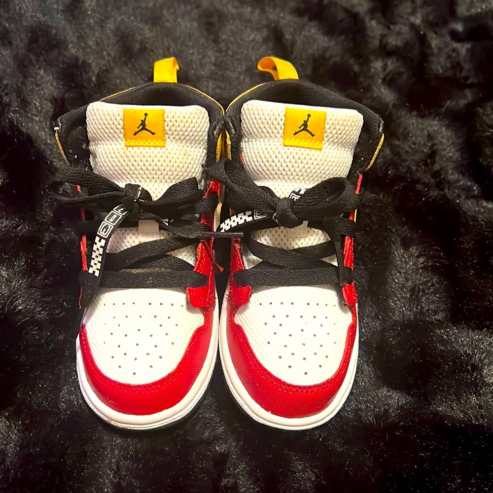 Nike/Jordan 1 size 10c Toddler Sneakers